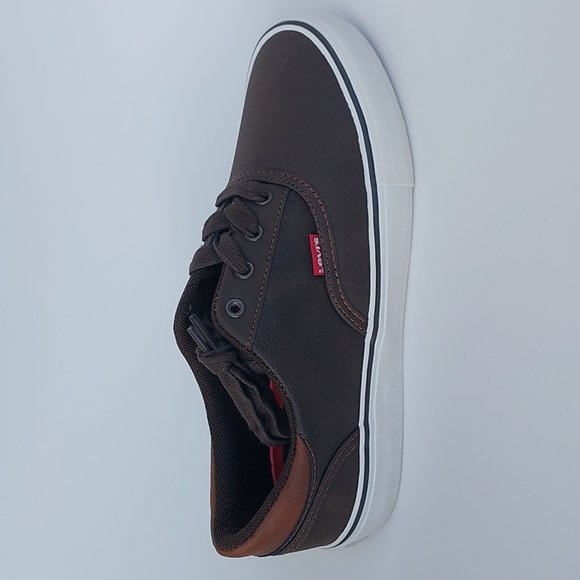 Levi's Other - Levis men's casual lace up sneakers size 7